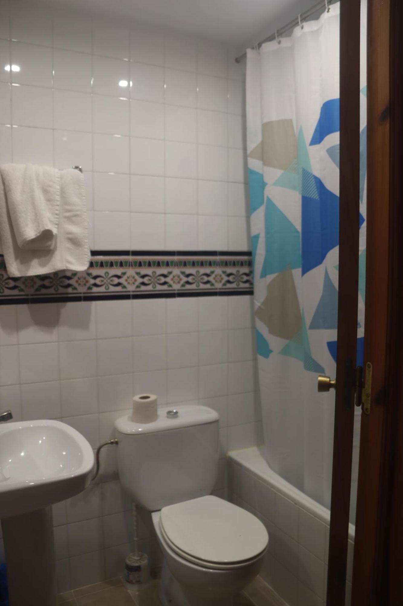 Hostal Moncada Ґаусін Екстер'єр фото